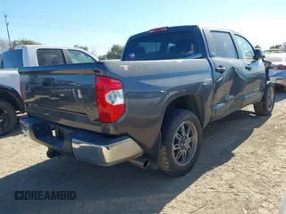 2018 Toyota Tundra 2WD SR5 with VIN 5TFEM5F10JX133762, listed as a IAAI auction lot 41411166 with 80,310 mi miles. Bid and sale history available at carsss.com. Image 4.