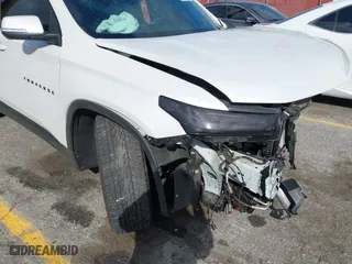 2022 Chevrolet Traverse RS with VIN 1GNERJKW2NJ185731, listed as a IAAI auction lot 41544719 with 1 mi miles. Bid and sale history available at carsss.com. Image 21.