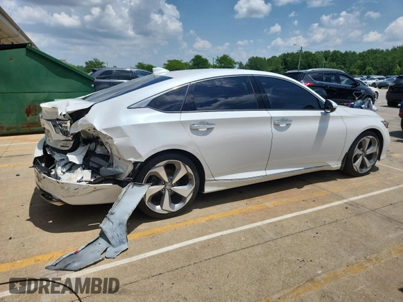 2019 Honda Accord Touring with VIN 1HGCV2F98KA007468, listed as a Copart auction lot 61555455 with 93,049 mi miles and Salvage title. Bid and sale history available at DreamBid. Image 3.