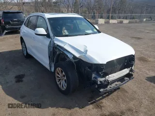 2012 Audi Q5 2.0T Premium Plus with VIN WA1LFAFP5CA062637, listed as a IAAI auction lot 41611685 with 1 mi miles. Bid and sale history available at carsss.com. Image 1.