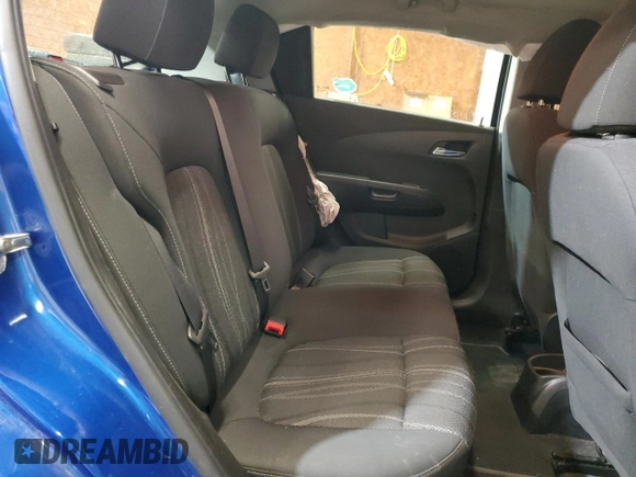 2016 Chevrolet Sonic LT z VIN 1G1JC6SG8G4161782, wystawiony jako Copart lot #59037525 z przebiegiem 59 007 mil mil oraz Szkoda całkowita • Salvage title. Historia ofert i sprzedaży dostępna na DreamBid. Obrazek 10.