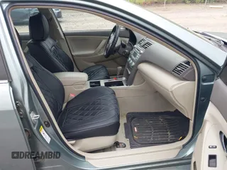 2007 Toyota Camry CE z VIN 4T1BE46K67U709282, wystawiony jako IAAI lot #42534594 z przebiegiem 156 794 mil mil oraz . Historia ofert i sprzedaży dostępna na DreamBid. Obrazek 5.