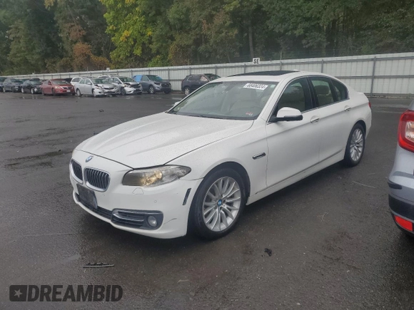 2014 BMW 5 Series 528i xDrive with VIN WBA5A7C52ED614418, listed as a Copart auction lot 68406324 with 139,548 mi miles and Salvage Title. Bid and sale history available at carsss.com. Image 1.