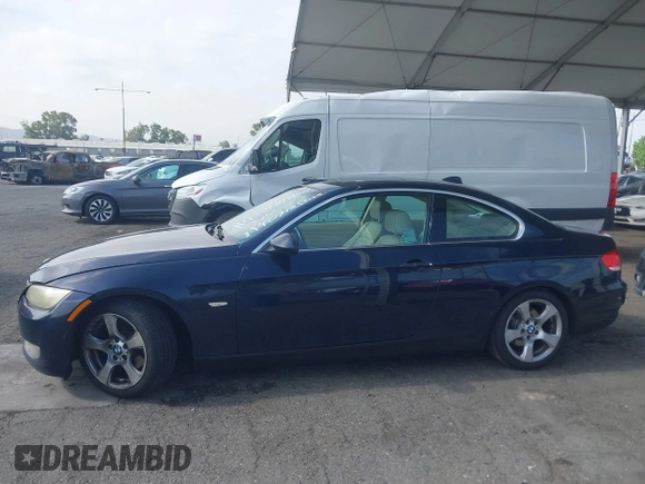 2009 BMW 3 Series 328i с VIN WBAWV13529P123146, выставлен на аукционе IAAI как лот 42244860 с пробегом 186 558 миль миль и . История ставок и продаж доступна на DreamBid. Изображение 14.