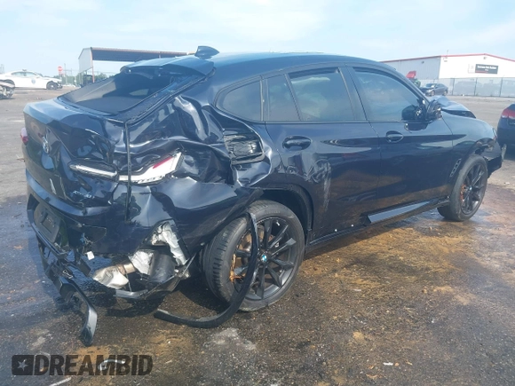 2024 BMW X4 xDrive30i с VIN 5UX33DT07R9T67833, выставлен на аукционе IAAI как лот 42574366 с пробегом Не указан миль и . История ставок и продаж доступна на DreamBid. Изображение 4.