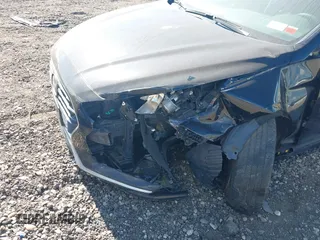 2019 Hyundai Sonata SE with VIN 5NPE24AF8KH755123, listed as a IAAI auction lot 40611551 with Not Provided miles and . Bid and sale history available at carsss.com. Image 6.