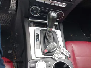 2014 Mercedes-Benz C 250 с VIN WDDGJ4HB8EG289464, выставлен на аукционе IAAI как лот 42349250 с пробегом 104 818 миль миль и . История ставок и продаж доступна на DreamBid. Изображение 11.
