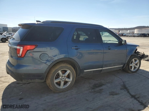 2019 Ford Explorer XLT with VIN 1FM5K7D84KGA07287, listed as a Copart auction lot 46360195 with 88,491 mi miles and Salvage Title. Bid and sale history available at carsss.com. Image 3.
