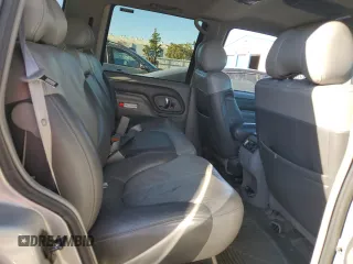2000 GMC Denali z VIN 1GKEK63R8YR212220, wystawiony jako Copart lot #77606364 z przebiegiem 337 467 mil mil oraz Tytuł czysty. Historia ofert i sprzedaży dostępna na DreamBid. Obrazek 11.
