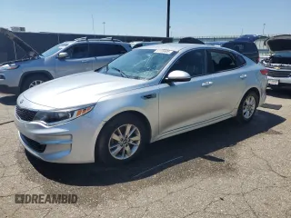 2018 Kia Optima LX z VIN 5XXGT4L3XJG229000, wystawiony jako Copart lot #57109905 z przebiegiem 83 865 mil mil oraz Czysty tytuł • Clean title. Historia ofert i sprzedaży dostępna na DreamBid. Obrazek 1.