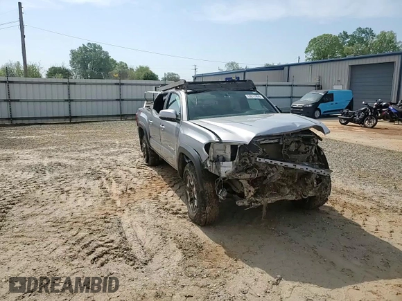 2017 Toyota Tacoma SR5 z VIN 3TMCZ5AN3HM087489, wystawiony jako Copart lot #53017955 z przebiegiem Nie podano mil oraz Szkoda całkowita • Salvage title. Historia ofert i sprzedaży dostępna na DreamBid. Obrazek 11.