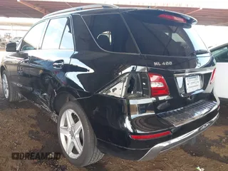 2015 Mercedes-Benz M 400 with VIN 4JGDA5GB7FA539863, listed as a IAAI auction lot 41436311 with 90,854 mi miles and . Bid and sale history available at DreamBid. Image 3.
