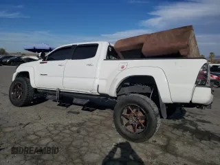 2015 Toyota Tacoma PreRunner with VIN 3TMKU4HN5FM046904, listed as a Copart auction lot 43085345 with 86,400 mi miles and Salvage title. Bid and sale history available at DreamBid. Image 2.