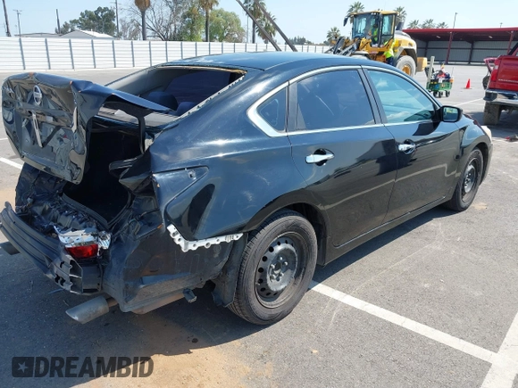 2015 Nissan Altima S with VIN 1N4AL3APXFC267944, listed as a IAAI auction lot 41890087 with 265,504 mi miles and . Bid and sale history available at DreamBid. Image 4.