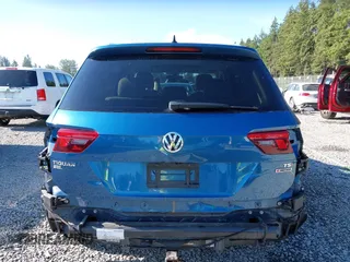 2018 Volkswagen Tiguan SEL с VIN 3VV2B7AX7JM029275, выставлен на аукционе IAAI как лот 42386878 с пробегом 75 006 миль миль и . История ставок и продаж доступна на DreamBid. Изображение 17.