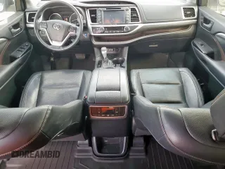 2017 Toyota Highlander Hybrid Limited with VIN 5TDDGRFH6HS036685, listed as a Copart auction lot 59726925 with 18,191 mi miles and Salvage title. Bid and sale history available at DreamBid. Image 8.