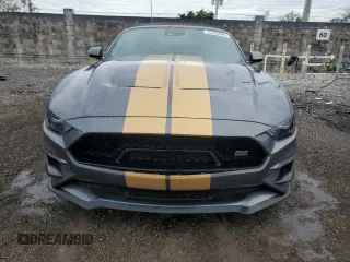 2022 Ford Mustang GT Premium with VIN 1FATP8FF4N5116885, listed as a Copart auction lot 89044225 with 28,490 mi miles and Clean title. Bid and sale history available at DreamBid. Image 5.