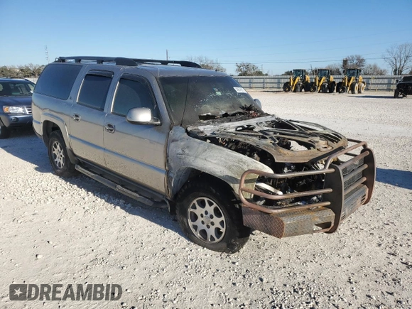 2002 Chevrolet Suburban Z71 with VIN 3GNFK16Z22G245579, listed as a Copart auction lot 42676975 with 0 mi miles and Salvage Title. Bid and sale history available at carsss.com. Image 4.