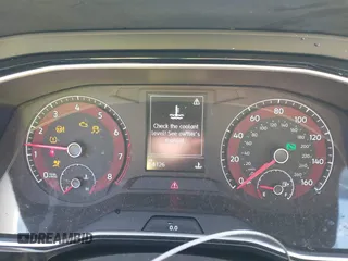 2019 Volkswagen Jetta S z VIN 3VWCB7BU1KM235505, wystawiony jako IAAI lot #42327298 z przebiegiem 54 126 mil mil oraz . Historia ofert i sprzedaży dostępna na DreamBid. Obrazek 7.