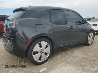 2014 BMW i3 with VIN WBY1Z2C53EV284116, listed as a Copart auction lot 47068395 with 2,304 mi miles and Non Repairable. Bid and sale history available at carsss.com. Image 3.