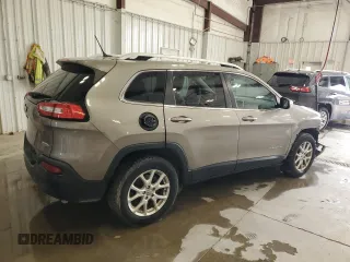 2017 Jeep Cherokee Latitude with VIN 1C4PJMCB0HW500104, listed as a Copart auction lot 59167775 with 123,237 mi miles and Non repairable. Bid and sale history available at DreamBid. Image 3.