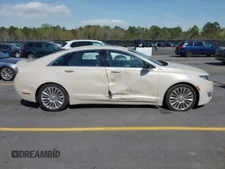 2016 Lincoln MKZ with VIN 3LN6L2J93GR618252, listed as a IAAI auction lot 41890213 with 96,414 mi miles and . Bid and sale history available at DreamBid. Image 13.