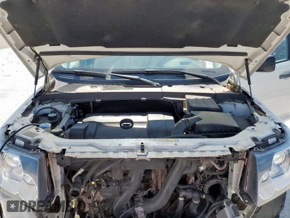 2010 Land Rover LR2 HSE with VIN SALFT2BN6AH201645, listed as a Copart auction lot 62122065 with 63,557 mi miles and Salvage title. Bid and sale history available at DreamBid. Image 12.
