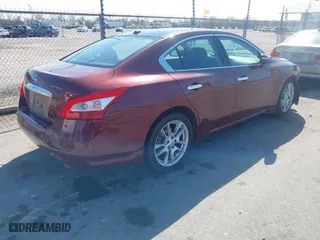 2010 Nissan Maxima 3.5 SV w/Sport Pkg with VIN 1N4AA5AP5AC843448, listed as a IAAI auction lot 41696370 with 186,984 mi miles. Bid and sale history available at carsss.com. Image 4.