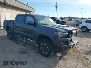 2023 Toyota Tacoma 4WD SR with VIN 3TMCZ5AN8PM574766, listed as a IAAI auction lot 40663003 with 43,978 mi miles. Bid and sale history available at carsss.com. Image 1.