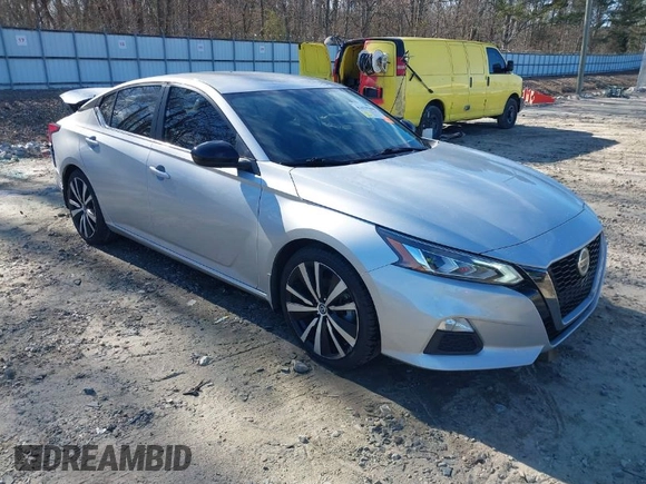2020 Nissan Altima 2.5 SR with VIN 1N4BL4CV6LC166014, listed as a IAAI auction lot 41629564 with 195,681 mi miles. Bid and sale history available at carsss.com. Image 1.