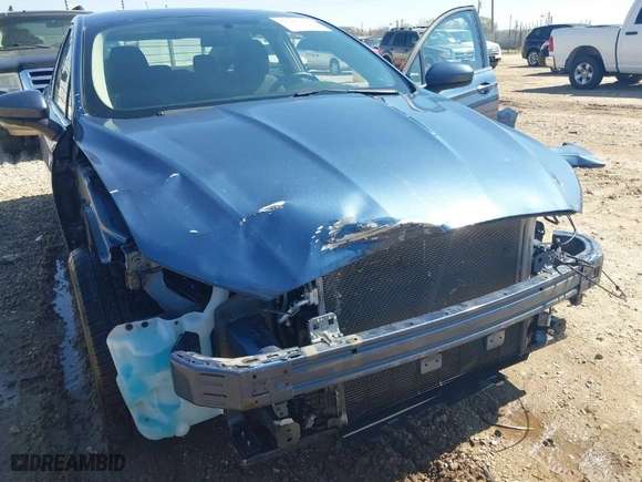 2018 Ford Fusion SE with VIN 3FA6P0HDXJR237454, listed as a IAAI auction lot 41763221 with 63,768 mi miles. Bid and sale history available at carsss.com. Image 6.