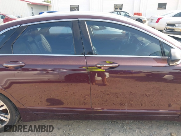 2013 Lincoln MKZ with VIN 3LN6L2GK8DR812488, listed as a IAAI auction lot 42590868 with 181,997 mi miles and . Bid and sale history available at DreamBid. Image 13.