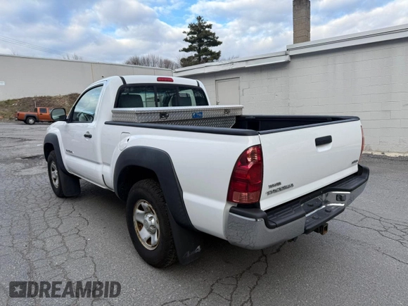 2006 Toyota Tacoma with VIN 5TEPX42N06Z307512, listed as a Copart auction lot 83243574 with 24,329 mi miles and Clean Title. Bid and sale history available at carsss.com. Image 3.