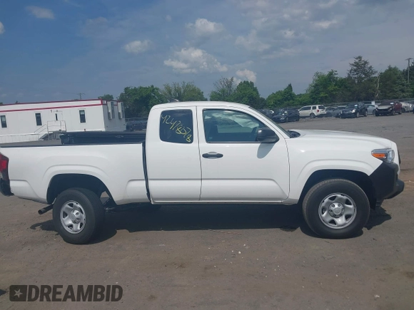 2022 Toyota Tacoma SR with VIN 3TYRX5GN2NT052675, listed as a IAAI auction lot 42478078 with 35,596 mi miles and . Bid and sale history available at DreamBid. Image 13.
