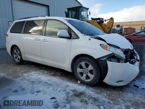 2011 Toyota Sienna LE AAS with VIN 5TDKK3DC9BS029733, listed as a Copart auction lot 43717115 with 178,032 mi miles and Salvage Title. Bid and sale history available at carsss.com. Image 4.