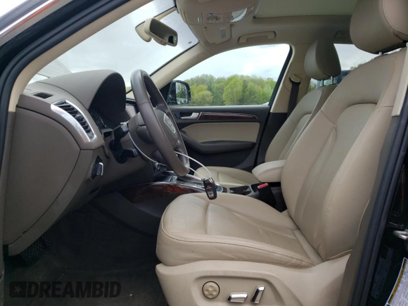 2016 Audi Q5 Premium Plus z VIN WA1L2AFP7GA121348, wystawiony jako Copart lot #55349545 z przebiegiem 85 584 mil mil oraz Szkoda całkowita • Salvage title. Historia ofert i sprzedaży dostępna na DreamBid. Obrazek 7.