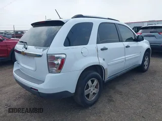 2007 Chevrolet Equinox LS with VIN 2CNDL13F376064464, listed as a IAAI auction lot 41924764 with 127,648 mi miles. Bid and sale history available at carsss.com. Image 4.