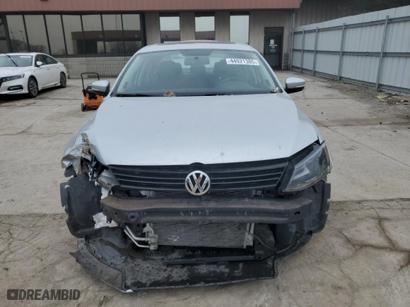 2012 Volkswagen Jetta Sedan TDI w/Premium with VIN 3VWLL7AJ0CM426483, listed as a Copart auction lot 44921385 with 116,921 mi miles and Salvage Title. Bid and sale history available at carsss.com. Image 5.