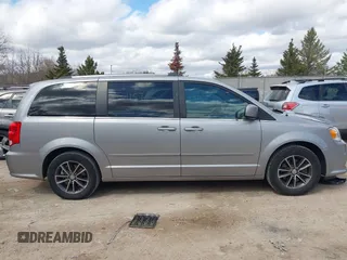 2017 Dodge Grand Caravan SXT with VIN 2C4RDGCG6HR671199, listed as a IAAI auction lot 42031157 with 99,189 mi miles and . Bid and sale history available at DreamBid. Image 13.