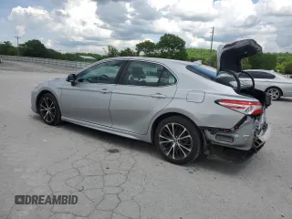 2020 Toyota Camry SE z VIN 4T1G11AK3LU863112, wystawiony jako Copart lot #54119205 z przebiegiem 44 270 mil mil oraz Szkoda całkowita • Salvage title. Historia ofert i sprzedaży dostępna na DreamBid. Obrazek 2.