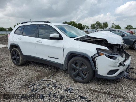 2020 Jeep Cherokee Latitude Plus with VIN 1C4PJLLBXLD561068, listed as a Copart auction lot 53815785 with 179,449 mi miles and Salvage title. Bid and sale history available at DreamBid. Image 4.