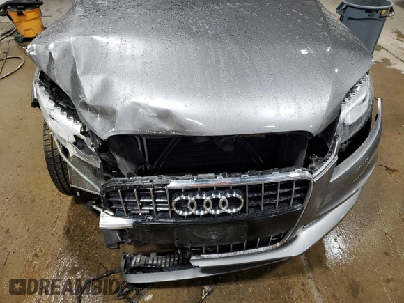 2015 Audi Q7 3.0T S line Prestige with VIN WA1DGAFE0FD025644, listed as a Copart auction lot 47640805 with 105,644 mi miles and Salvage Title. Bid and sale history available at carsss.com. Image 12.