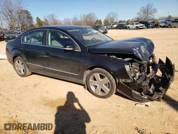 2008 Volkswagen Passat Turbo z VIN WVWJK73C28P081938, wystawiony jako Copart lot #43255115 z przebiegiem 167 156 mil mil oraz Szkoda całkowita • Salvage title. Historia ofert i sprzedaży dostępna na DreamBid. Obrazek 4.