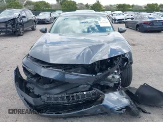 2024 Honda Accord LX z VIN 1HGCY1F21RA015006, wystawiony jako IAAI lot #41733581 z przebiegiem 32 762 mil mil oraz . Historia ofert i sprzedaży dostępna na DreamBid. Obrazek 6.