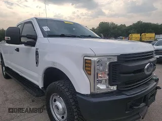 2019 Ford F-250 XL with VIN 1FT7X2B64KEG11615, listed as a IAAI auction lot 42282396 with 128,860 mi miles and . Bid and sale history available at DreamBid. Image 21.