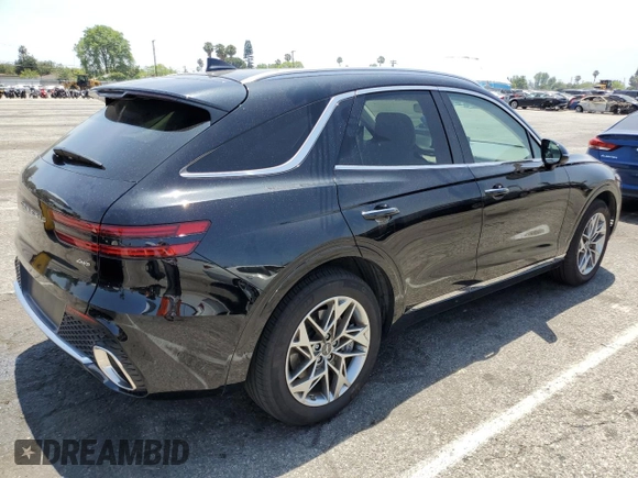 2024 Genesis GV70 2.5T with VIN 5NMMADTB3RH015771, listed as a Copart auction lot 60168085 with 9,800 mi miles and Salvage title. Bid and sale history available at DreamBid. Image 3.