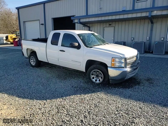 2013 Chevrolet Silverado 1500 LT with VIN 1GCRCSEA4DZ244490, listed as a Copart auction lot 46329895 with 159,072 mi miles and Salvage Title. Bid and sale history available at carsss.com. Image 11.