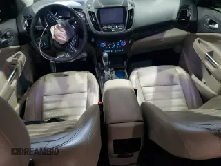 2019 Ford Escape Titanium с VIN 1FMCU0J91KUB47689, выставлен на аукционе Copart как лот 57995445 с пробегом 68 811 миль миль и Списание • Salvage title. История ставок и продаж доступна на DreamBid. Изображение 8.