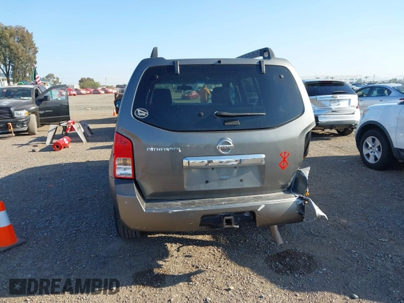2008 Nissan Pathfinder LE z VIN 5N1AR18U48C638622, wystawiony jako IAAI lot #41975580 z przebiegiem 178 133 mil mil oraz . Historia ofert i sprzedaży dostępna na DreamBid. Obrazek 17.