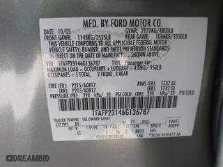 2006 Ford Five Hundred SE with VIN 1FAFP23146G136787, listed as a IAAI auction lot 41658975 with 251,479 mi miles. Bid and sale history available at carsss.com. Image 9.